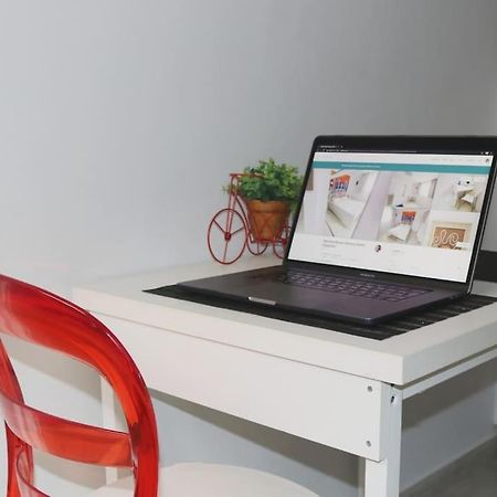 2 Bedrooms Apartment Close To Metro Dafni In Αθήνα Εξωτερικό φωτογραφία