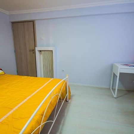 2 Bedrooms Apartment Close To Metro Dafni In Αθήνα Εξωτερικό φωτογραφία